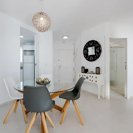 Wintowinrentals Relax & Frontal Sea View In Fuengirola