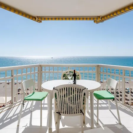 Apartamento Wintowinrentals Relax & Frontal Sea View In *