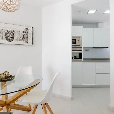 Wintowinrentals Relax & Frontal Sea View In Appartement