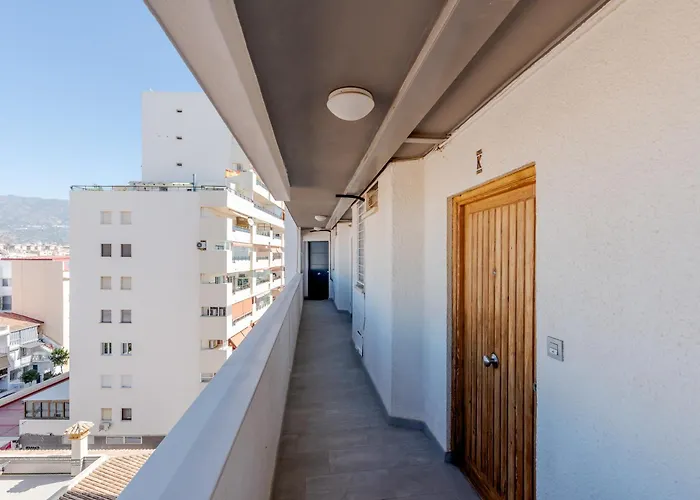 Apartamento Wintowinrentals Relax & Frontal Sea View In