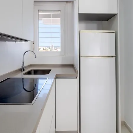 Apartamento Wintowinrentals Relax & Frontal Sea View In