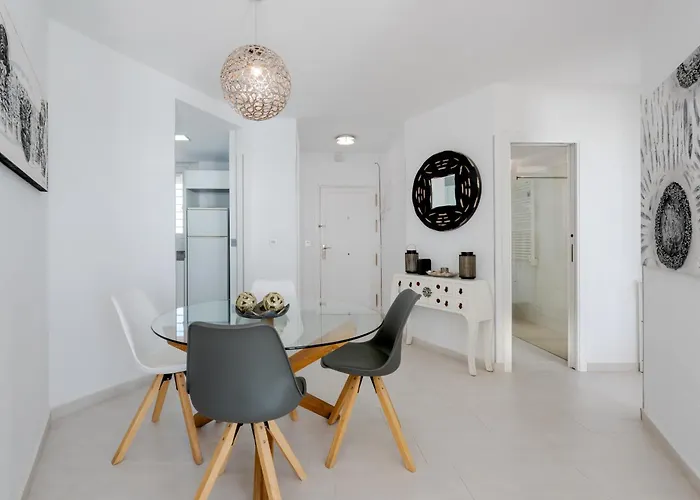 Wintowinrentals Relax & Frontal Sea View In Fuengirola